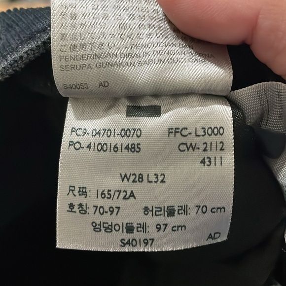 Levi's Women's Demi Curve Classic Rise Slim Leg Jeans Size 28 - Picture 9 of 9